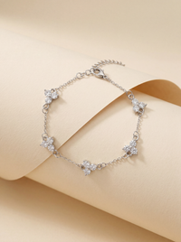 CRYSTAL CLOVER BRACELET | Stainless Steel