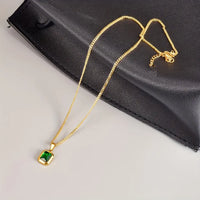 EMERALD GEMSTONE CHAIN A minha loja